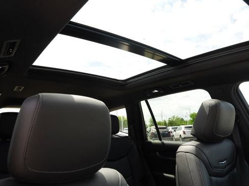 Certified 2024 Cadillac XT6 Premium Luxury image 27