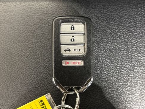 Used 2018 Honda Accord Sport image 32