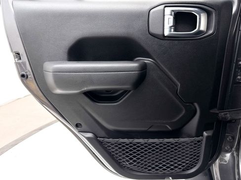 Used 2022 Jeep Wrangler Unlimited Sport AWD/4WD image 28