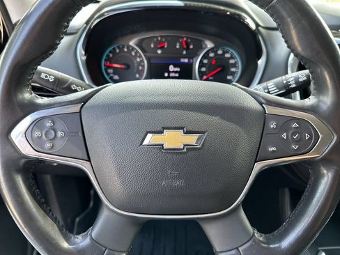 Used 2020 Chevrolet Traverse LT FWD image 23