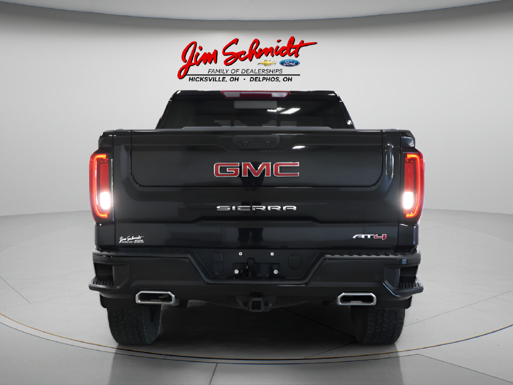 Used 2024 GMC Sierra 1500 AT4 w/ AT4 Preferred Package AWD/4WD image 5