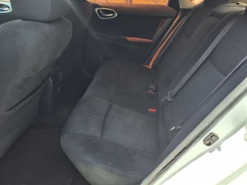 Used 2015 Nissan Sentra SR FWD image 10