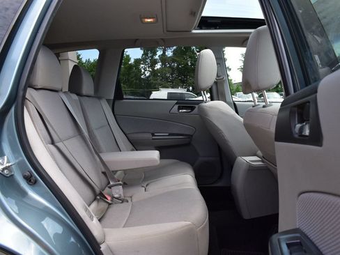 Used 2011 Subaru Forester 2.5X Premium w/ All-Weather Pkg AWD/4WD image 18