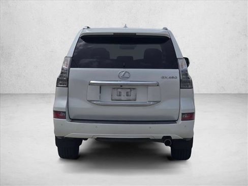 Used 2015 Lexus GX 460 w/ Premium Package AWD/4WD image 6