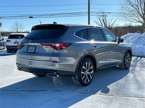 Certified 2023 Acura MDX SH-AWD w/ Technology Package image 4