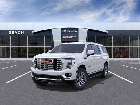 New 2026 GMC Yukon XL Denali AWD/4WD image 8