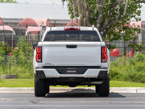 Used 2023 Chevrolet Colorado LT w/ LT Convenience Package III RWD image 39