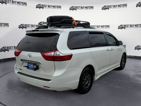 Used 2019 Toyota Sienna Limited Premium w/ Carpet Mat Package AWD/4WD image 8