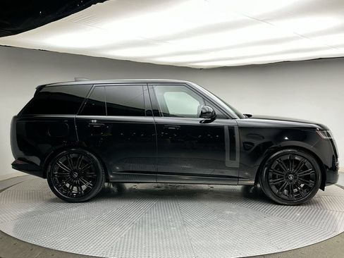 Certified 2025 Land Rover Range Rover SE AWD/4WD image 14