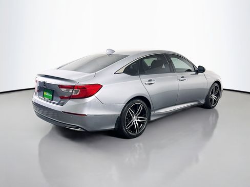Used 2022 Honda Accord Touring image 10