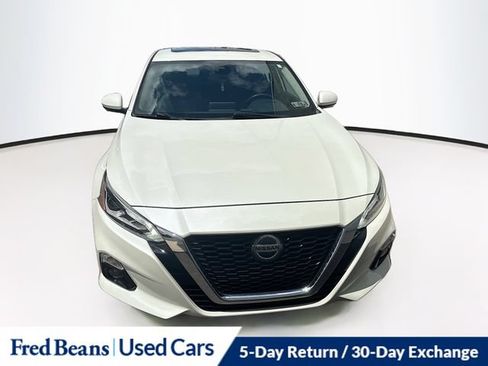 Used 2020 Nissan Altima 2.5 Platinum AWD/4WD image 1