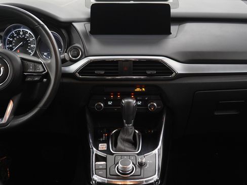 Used 2023 MAZDA CX-9 Touring image 18