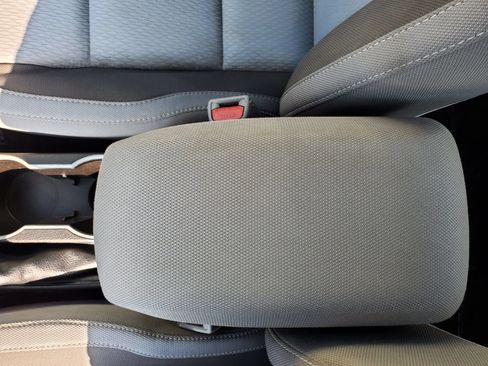 Used 2019 Toyota Corolla LE FWD image 41