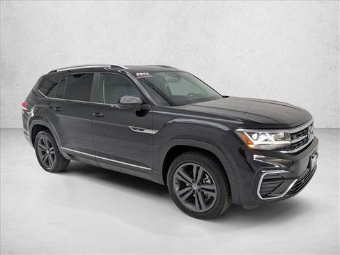 Used 2022 Volkswagen Atlas SEL R-Line AWD/4WD image 3