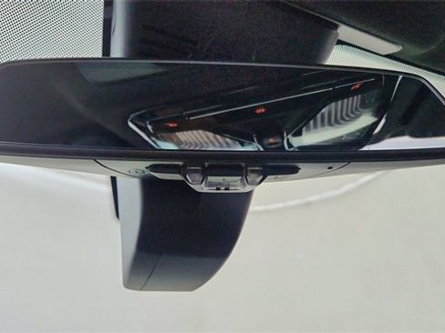 Used 2025 BMW 330i xDrive Sedan image 55