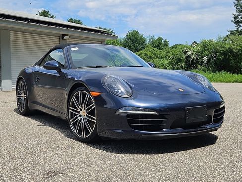 Used 2015 Porsche 911 Carrera S RWD image 9