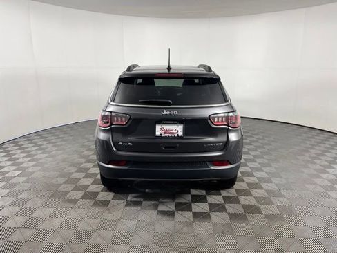Used 2022 Jeep Compass Limited w/ Sun and Sound Group AWD/4WD image 6