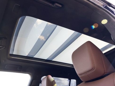 Used 2024 Lexus GX 550 550 Luxury+ w/ Accessory Package (2T) image 42