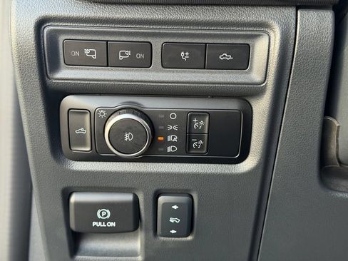 Used 2024 Ford F150 Raptor AWD/4WD image 37