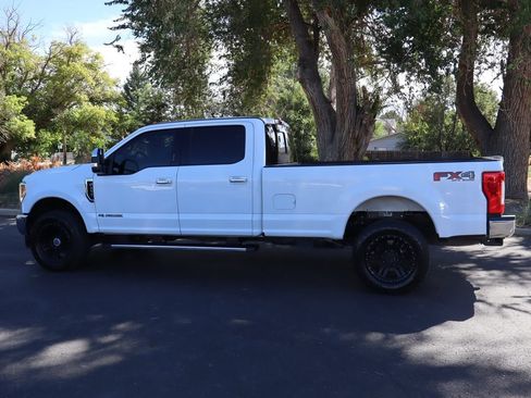 Used 2019 Ford F250 XLT w/ XLT Premium Package AWD/4WD image 8