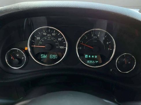 Used 2015 Jeep Wrangler Unlimited Sport w/ Quick Order Package 24S AWD/4WD image 14