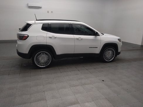 Used 2022 Jeep Compass Latitude AWD/4WD image 10