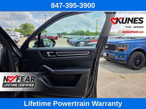 Used 2019 Porsche Cayenne S AWD/4WD image 28