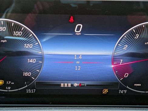 New 2026 Mercedes-Benz GLB 250 image 11