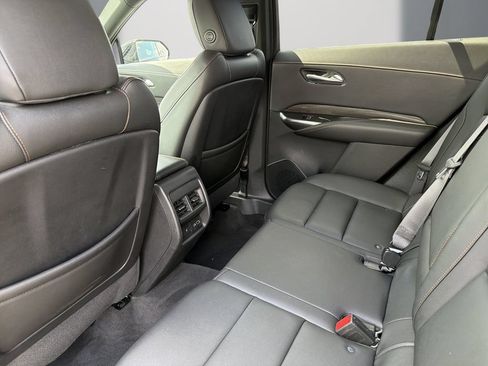 Used 2020 Cadillac XT4 Sport w/ Cold Weather Package FWD image 15