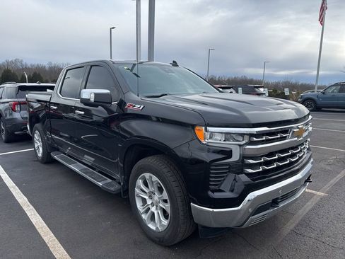 Used 2022 Chevrolet Silverado 1500 LTZ image 1