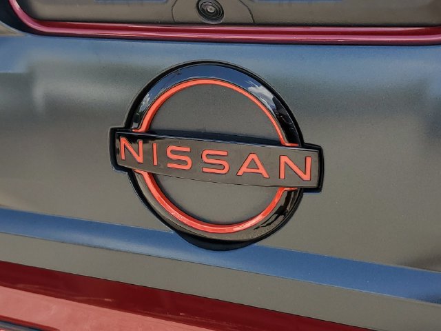 Used 2025 Nissan Frontier PRO-4X AWD/4WD image 8