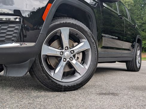 Used 2021 Jeep Grand Cherokee L Limited RWD image 39