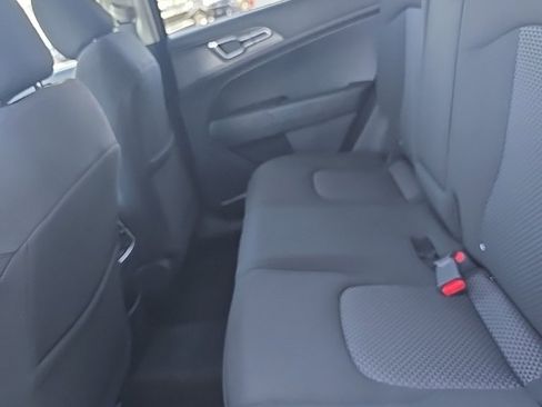 New 2025 Kia Sportage LX image 14