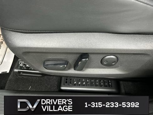 Used 2023 Nissan Rogue SV w/ SV Premium B Package AWD/4WD image 10