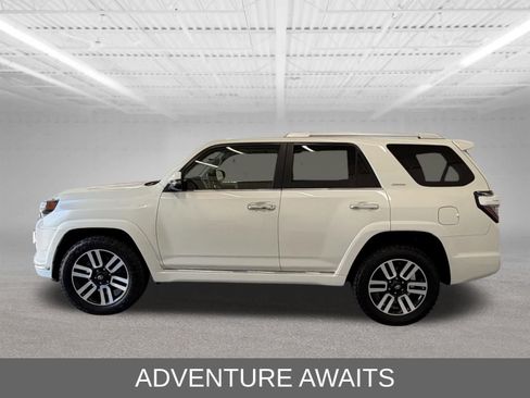 Used 2023 Toyota 4Runner Limited AWD/4WD image 2