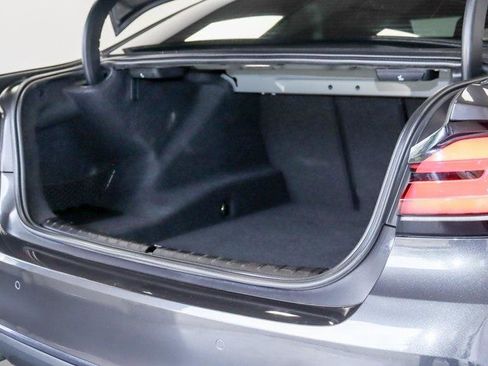 Used 2022 BMW 530i xDrive w/ Premium Package image 23