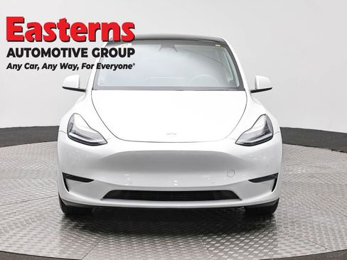 Used 2020 Tesla Model Y Long Range image 2