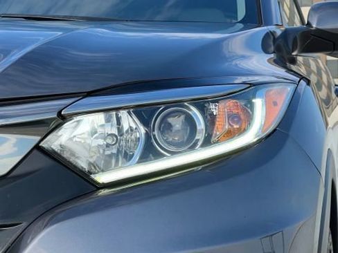 Used 2019 Honda HR-V EX image 97