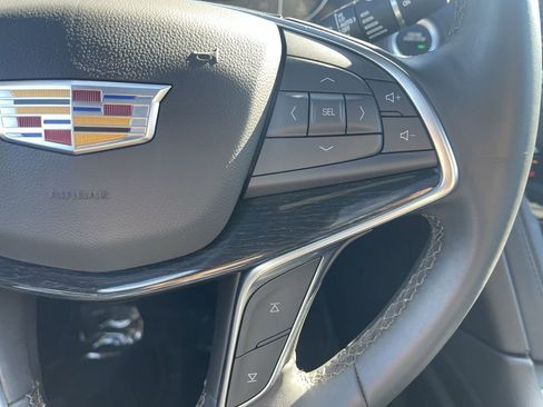 Certified 2025 Cadillac XT5 Premium Luxury image 21