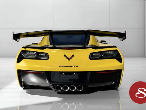 Used 2016 Chevrolet Corvette Z06 w/ 3LZ Preferred Equipment Group image 7