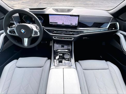 New 2026 BMW X5 sDrive40i w/ M Sport Package image 5