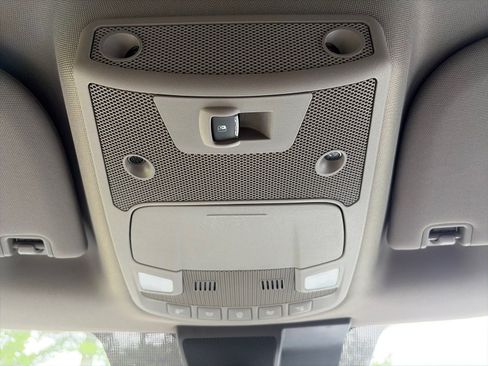 Used 2018 Ford F150 Lariat w/ Equipment Group 502A Luxury AWD/4WD image 30