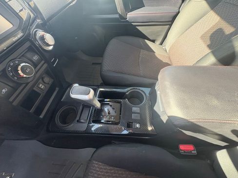 Used 2019 Toyota 4Runner TRD Off-Road image 20