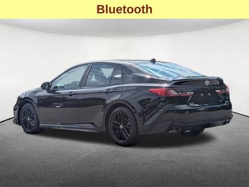 Used 2026 Toyota Camry SE w/ Convenience Package FWD image 9