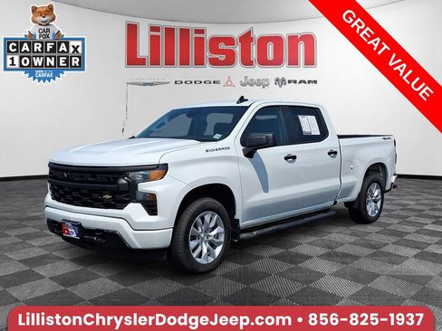 Used 2023 Chevrolet Silverado 1500 Custom AWD/4WD image 1