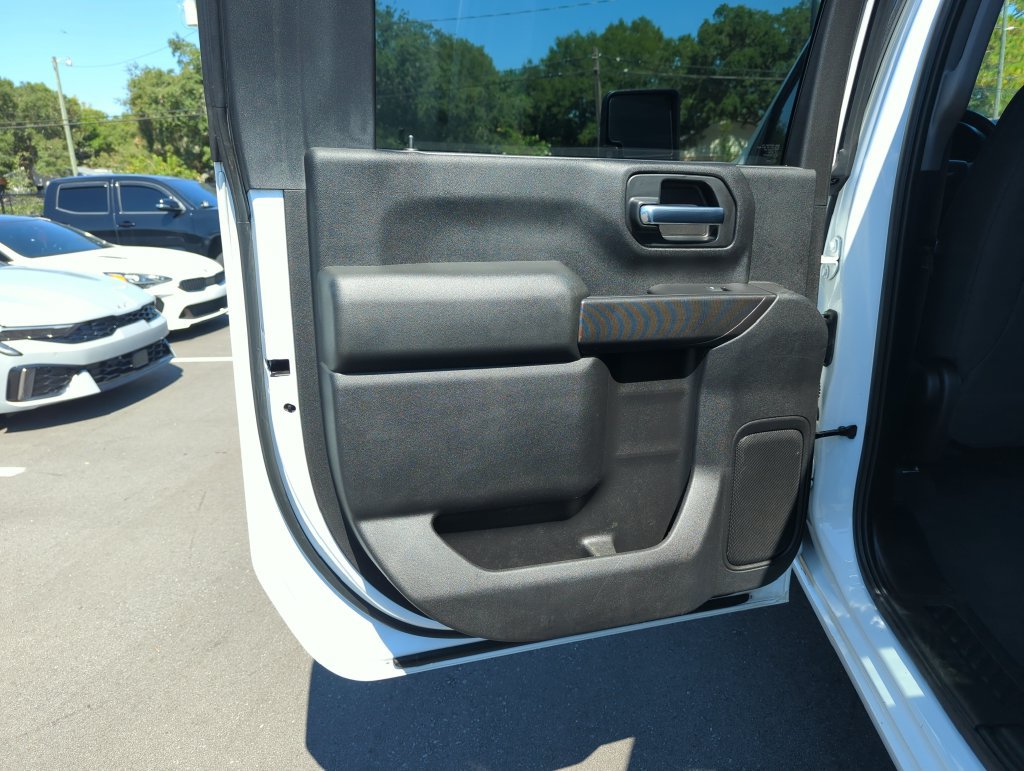 Used 2020 Chevrolet Silverado 2500 Custom w/ Custom Value Package AWD/4WD image 26
