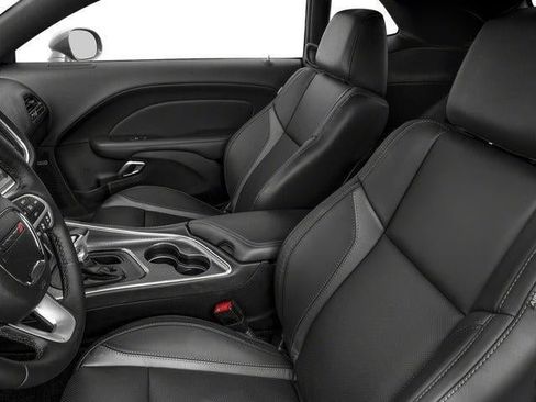 Used 2017 Dodge Challenger GT w/ GT Interior Package AWD/4WD image 9