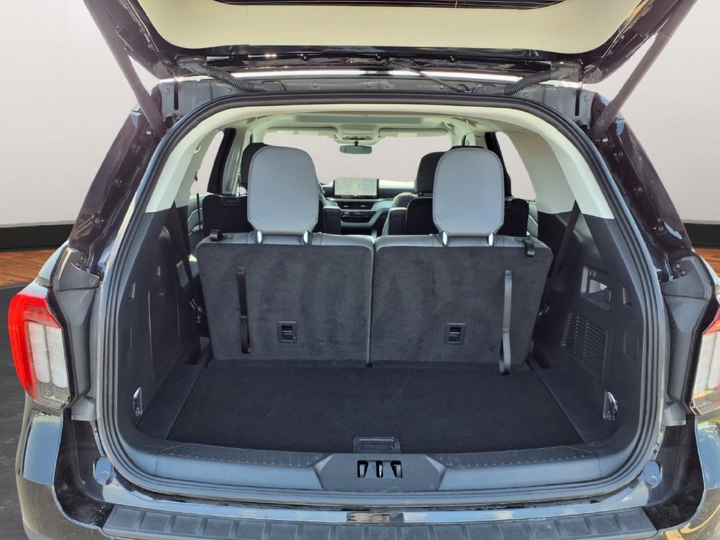New 2026 Ford Explorer Active w/ Active Comfort Package AWD/4WD image 22