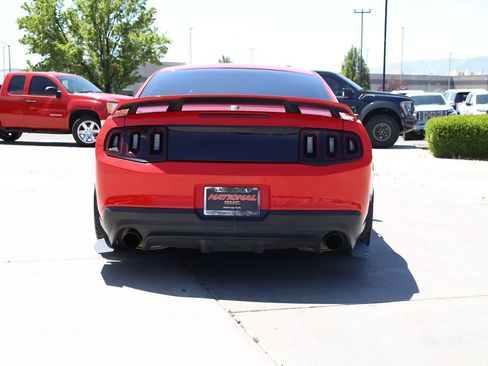Used 2012 Ford Mustang GT RWD image 5