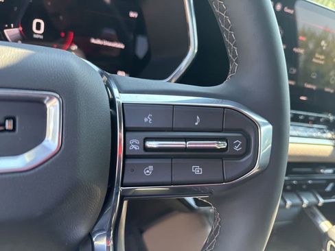 New 2026 GMC Canyon Denali image 24